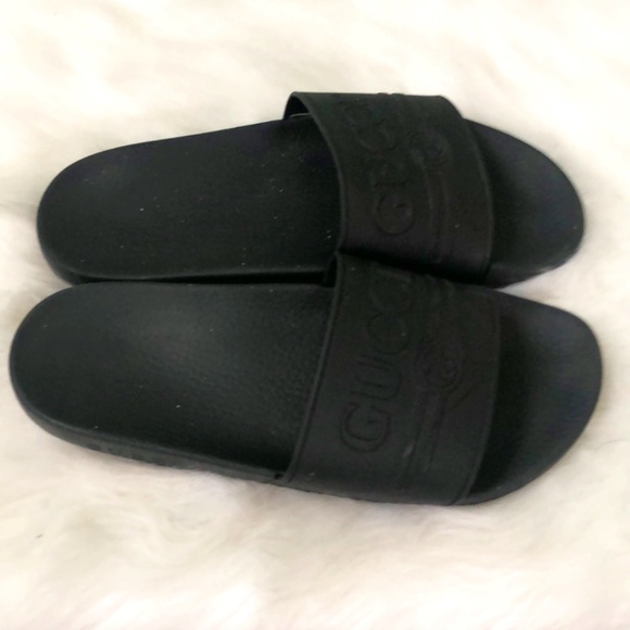 GUCCI Men's US 10 Black Slide Sandals AUTHENTICATED - Picture 5 of 8